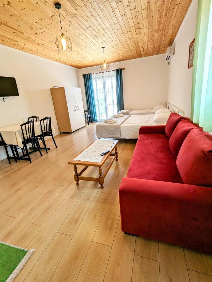Guesthouse Panorama Nivice Sarandë Eksteriør billede